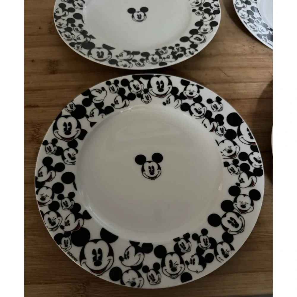 Disney 1990's Vtg. Mickey Mouse Black and White 8 Inch Salad Plate Set Of 4